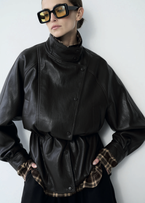 Grace & Mila Black Faux Leather Jacket for Women with High Collar and Gathered Waist – Contemporary Statement Outerwear